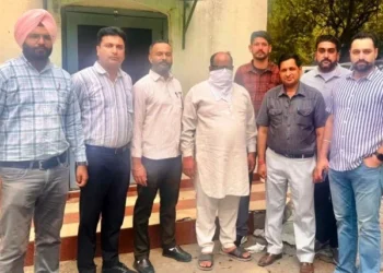 भ्रष्टाचार के खिलाफ कार्रवाई: DEO कार्यालय के क्लर्क पर केस दर्ज