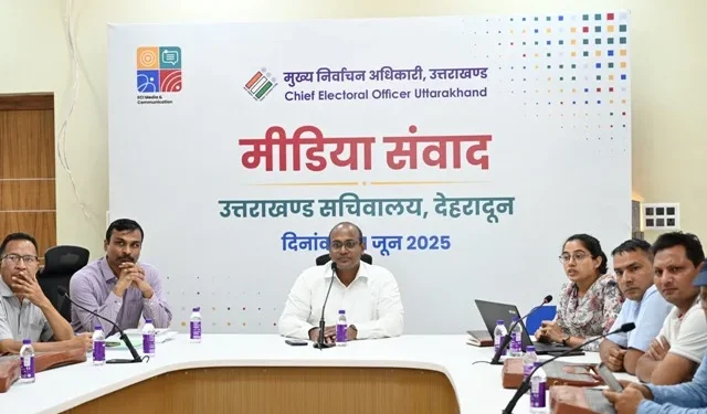 मतदाताओं को बेहतर सुविधाएं देने के लिए ECI के प्रयासों से अवगत कराया