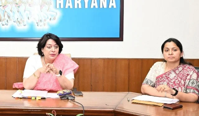 शराब नीलामी में प्रशासनिक सहायता का वादा, डॉ. सुमिता मिश्रा ने किया आग्रह