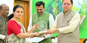 सीएम धामी का अपील: जानवरों को न खिलाएं हानिकारक चीजें