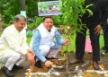 'एक पेड़ माँ के नाम' अभियान में सीएम धामी ने दिया प्रेरणादायक संदेश