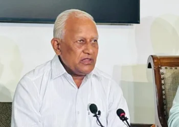 जल मंत्री गोयल ने DCs को दिए सख्त निर्देश: जान-माल की सुरक्षा सुनिश्चित करें