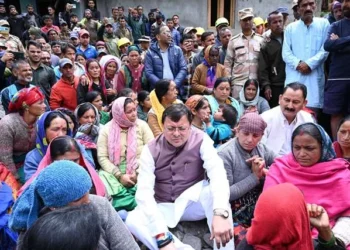 धराली में राहत कार्य तेज, सीएम धामी की मौजूदगी में बिजली-संचार व्यवस्था हुई पुनर्स्थापित