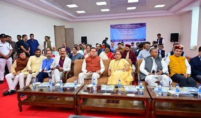 धामी ने कहा, तकनीकी नवाचार से जल संकट का समाधान संभव