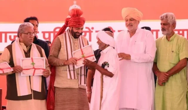 गुणवत्ता और आकर्षण बढ़ाकर बाजार में स्थान बनाएं सीएम का संदेश