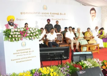 बच्चों के लिए ब्रेकफास्ट स्कीम का अध्ययन होगा - CM