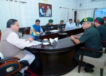 मुख्यमंत्री धामी और सेना के वरिष्ठ अधिकारी के बीच महत्वपूर्ण वार्ता