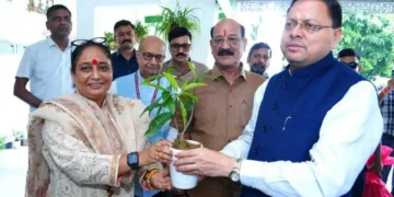 विधानसभा अध्यक्ष ऋतु खंडूरी के आवास पर सीएम धामी की शिष्टाचार भेंट