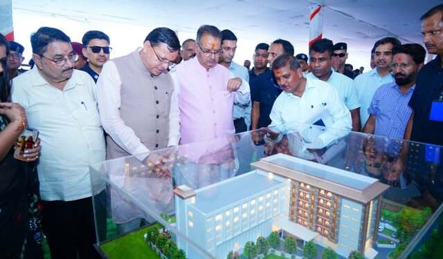 सहस्रधारा रोड पर बनेगा ग्राम्य विकास भवन, CM ने किया पौधारोपण