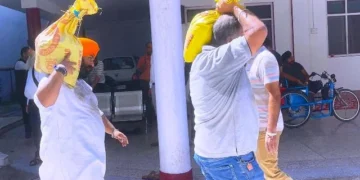 तेज बहाव से आंशिक क्षति के बाद प्राचीन मंदिर के संरक्षण का कार्य शुरू