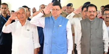 मुख्यमंत्री धामी ने शहीदों के परिजनों व आन्दोलनकारियों को किया सम्मानित