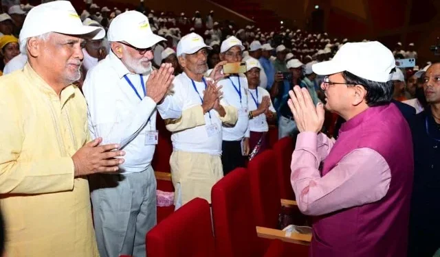 मुख्यमंत्री ने वरिष्ठ नागरिकों को दी शुभकामनाएं