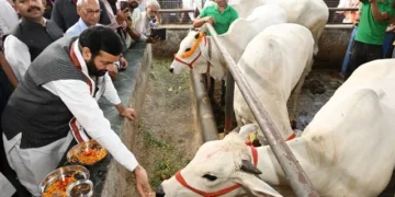 मुख्यमंत्री ने श्री कृष्ण गौशाला, करनाल को दिए 21 लाख रुपये