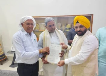 सिद्धारमैया को बताया गया “हिंद की चादर” गुरु तेग बहादुर जी के बलिदान का महत्व