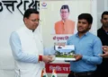 सीएम धामी ने युवाओं को सौंपी जिम्मेदारी, नियुक्ति पत्र वितरण किया
