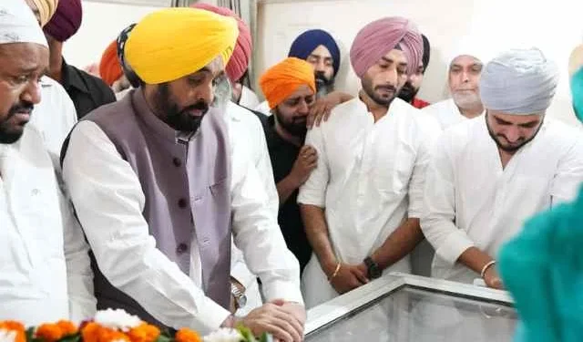 सीएम मान ने कहा — राजवीर जवंदा की असमय मृत्यु से संगीत जगत को अपूरणीय क्षति