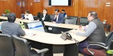 कम्प्यूटर लैब व पुस्तकालय स्थापना में तेजी लाने पर जोर