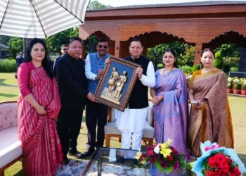 मुख्य सचिव आनंद बर्द्धन सहित सभी शीर्ष अधिकारी बैठक में हुए शामिल