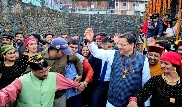 लाखामंडल दौरे पर सीएम धामी, शांति और समृद्धि के लिए प्रार्थना