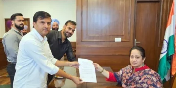 सिविल सचिवालय में आरती सिंह राव ने राज्यभर से आए लोगों से की मुलाकात