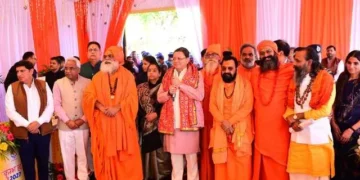 हरिद्वार में गंगा किनारे ऐतिहासिक बैठक, मुख्यमंत्री ने कुंभ स्नान तिथियाँ बताईं