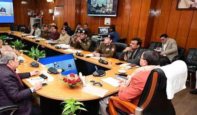 नववर्ष पर पुलिस की रात्रिकालीन गश्त बढ़ाने के निर्देश