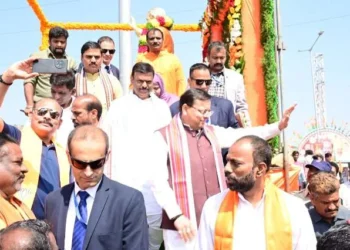 मदनपल्ली पहुंचे सीएम धामी, अटल जी की प्रतिमा का किया अनावरण