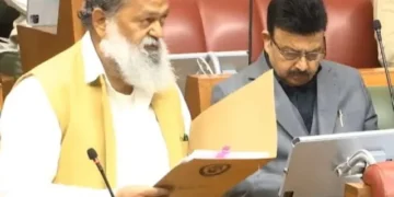 श्रमिकों और दुकानदारों के हित में बड़ा कदम श्रम मंत्री विज