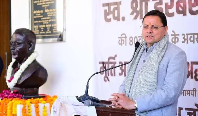 स्व. हरबंस कपूर को पुष्पांजलि अर्पित कर सीएम ने किया नमन