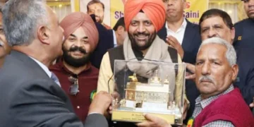 अमृतसर कार्यक्रम में सीएम सैनी बोले—वेबसाइट से समाज की गतिविधियों को मिलेगा नया मंच