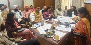 खाद्य सुरक्षा और महिला-बाल विकास योजनाओं की प्रगति पर चर्चा