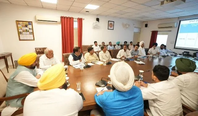 उच्चस्तरीय बैठक में सीएम मान ने बाढ़ सुरक्षा प्रबंधों की समीक्षा की