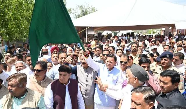 चारधाम यात्रा की शुरुआत के साथ व्यवस्थाओं का सीएम धामी ने लिया जायजा