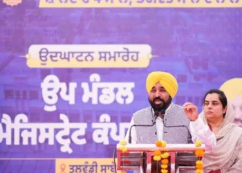 तख्त श्री दमदमा साहिब में मत्था टेकने के बाद सीएम ने किया परिसर का लोकार्पण