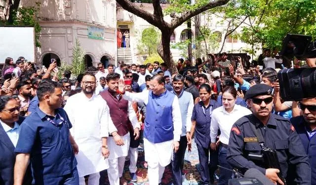 सीएम धामी बोले—युवा राष्ट्र निर्माण की मुख्य शक्ति हैं