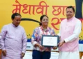 उत्तराखंड के होनहार विद्यार्थियों को सम्मानित कर मुख्यमंत्री ने बढ़ाया उत्साह