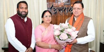 मुख्यमंत्री धामी ने वरिष्ठ नेताओं के साथ प्रदेश के विकास एजेंडे पर किया मंथन