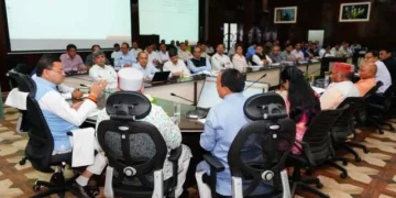 सचिवालय में समीक्षा बैठक, कई विधानसभा क्षेत्रों की प्रगति का लिया जायजा