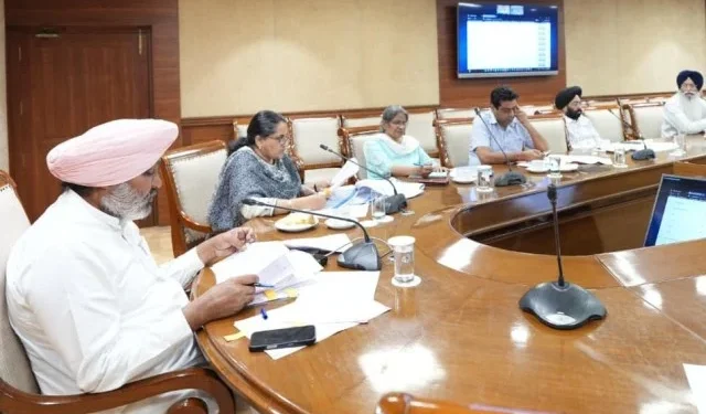 ‘रंगला पंजाब’ के पहले चरण को समय पर पूरा करने के सख्त निर्देश