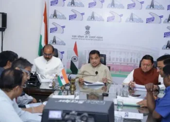 उत्तराखंड की कनेक्टिविटी मजबूत करने के लिए केंद्रीय मंत्रालय के साथ महत्वपूर्ण बैठक