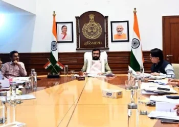 केंद्र और राज्य सरकार मिशन मोड में चला रही हैं आवास उपलब्ध कराने का अभियान