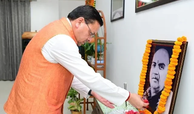 डॉ. श्यामा प्रसाद मुखर्जी की पुण्यतिथि पर CM ने पुष्पांजलि अर्पित की