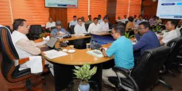 लंबित परियोजनाओं को समयबद्ध तरीके से पूरा करने पर सरकार का विशेष जोर
