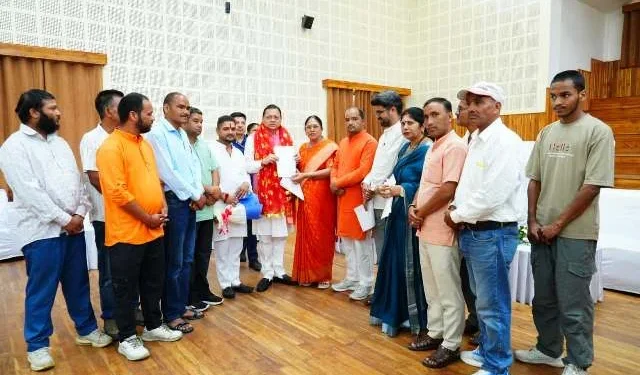 गढ़वाल आयुक्त और आईजी को भी जन समस्याओं के प्राथमिकता से निस्तारण के निर्देश