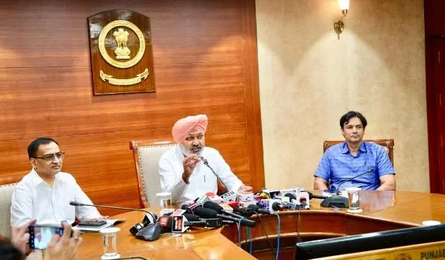 दो दशकों का सबसे बड़ा बस विस्तार अभियान, यात्रियों को मिलेंगी बेहतर परिवहन सुविधाएं