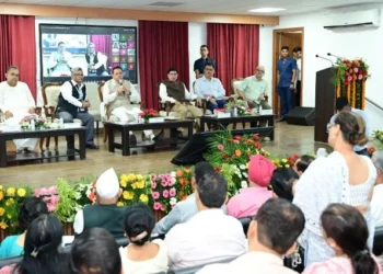 यूकॉस्ट में साइंस सिटी परियोजना की समीक्षा, वैज्ञानिक अवसंरचना को मिलेगा नया आयाम