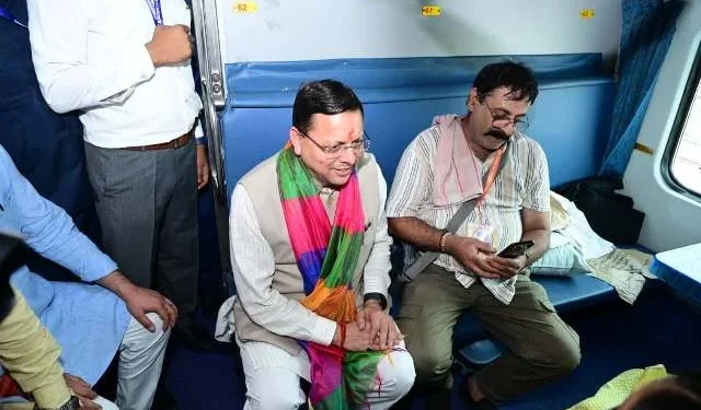 हर्रावाला रेलवे स्टेशन से वेरावल के लिए विशेष धार्मिक रेल यात्रा का शुभारंभ