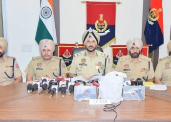 हेरोइन और आधुनिक हथियारों के साथ चार आरोपी गिरफ्तार, सीमा पार नेटवर्क का खुलासा