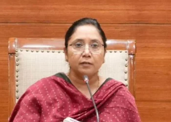 आर्थिक बाधाओं के बावजूद विद्यार्थियों की पढ़ाई जारी रखने पर सरकार का फोकस