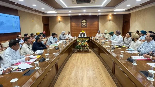 प्रदेश में सड़क बुनियादी ढांचे को मजबूत करने पर जोर